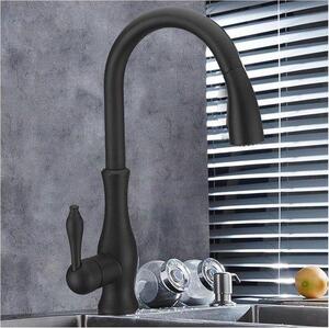 Elegante rubinetto da cucina con bocca estraibile e arco alto
