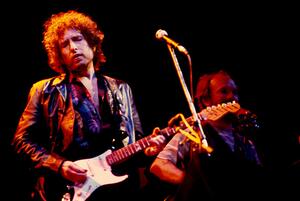 Fotografia Writer composer Bob Dylan at a concert in the early 1980s