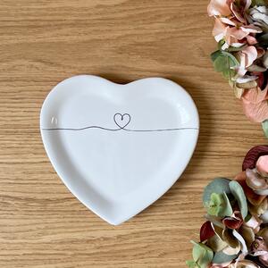Piatto a forma di Cuore in Ceramica con Cuore Stilizzato ø19x2 cm