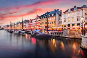 Fotografia Copenhagen Denmark at Nyhavn Canal, SeanPavonePhoto