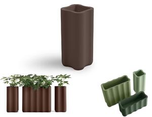 Colonna Fioriera NEBULA in Polietilene � un set di vasi con curve sinuoso e forma ondulata Dimensioni 35x35xh 78 cm Colore Corten