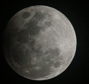 Fotografia artistica Details of a dark Moon, Javier Pardina, (26.7 x 40 cm)