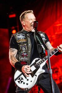 Fotografia Metallica performs in Milan, NurPhoto