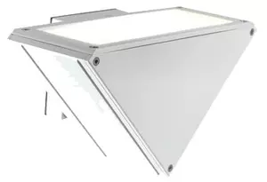 Lampada Applique Verticale Colore Bianco per Esterno Linea Three Livos