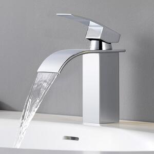 Rubinetto per lavabo in acciaio inossidabile con erogatore a cascata