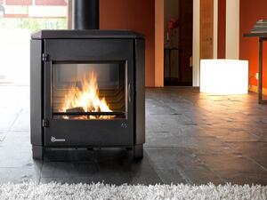 Stufa a legna in ghisa nera da 8 kw Invicta P916244