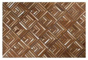 Tappeto in pelle di vacchetta Patchwork in pelle marrone motivo geometrico a rombi 160 x 230 cm Beliani