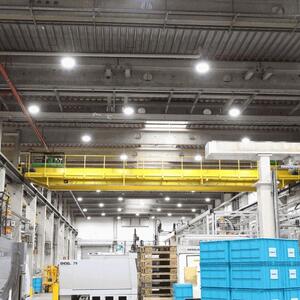 DOTLUX Faretto LED a campata alta LIGHTSHOWERevo-satin 110W 5000K copertura smerigliata dimmerabile DALI Germany
