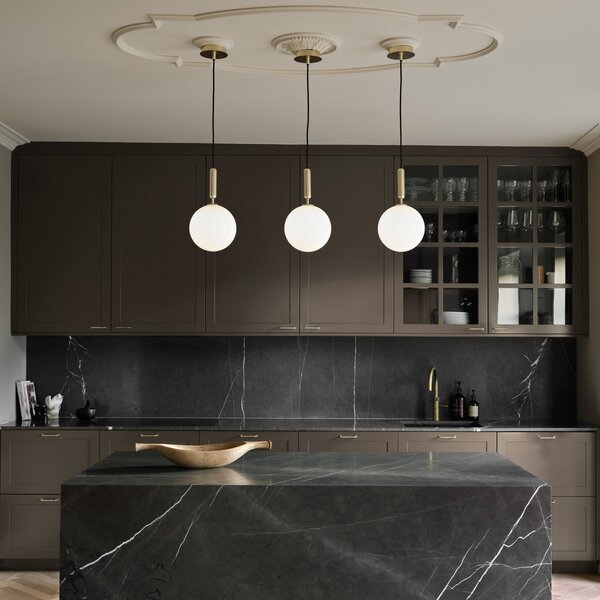 Lampada a sospensione Nuura Aps, Miira 1 Large, dimmerabile, Dorato / Ottone, Soggiorno, Vetro, Design