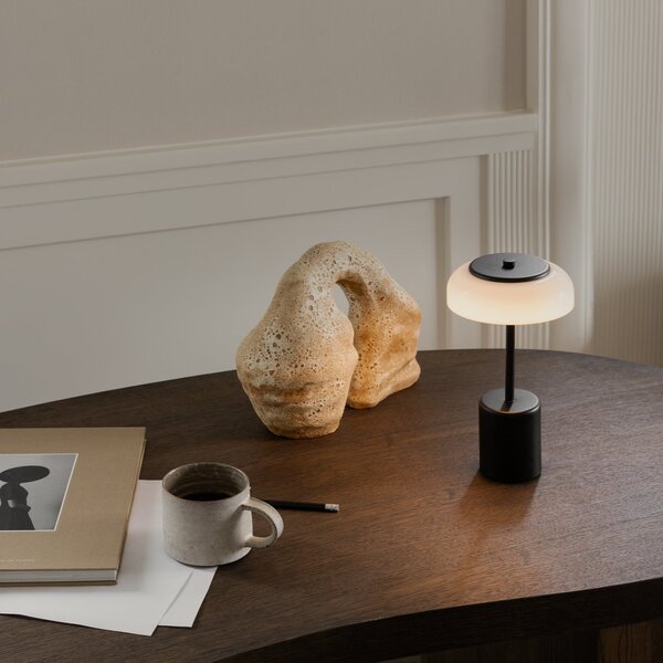 Lampade da esterno Nuura Aps, Blossi, dimmerabile, Nero, Terrazza, Metallo, Scandinavo