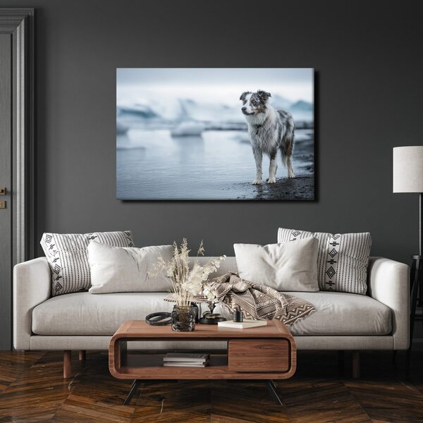 Quadro su tela – Cane nel paesaggio invernale