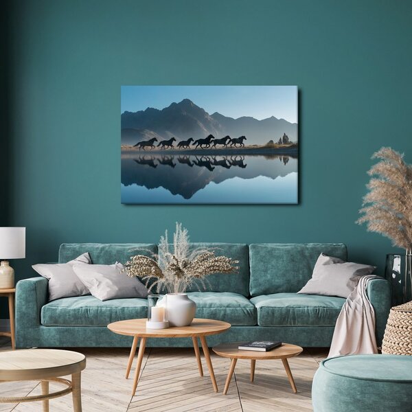 Quadro su tela – Cavalli in paesaggio montano