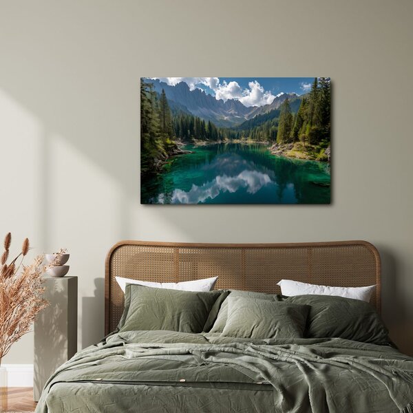 Quadro su tela – Lago di montagna nel bosco