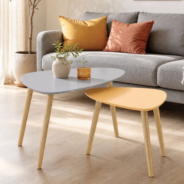 HOMCOM Set 2 tavolini annidabili in stile scandinavo, grigio e giallo | Aosom Italy