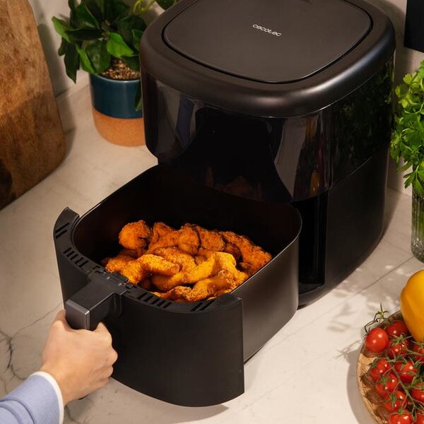 Cecotec Friggitrice ad Aria 6 Litri Potenza 1700W 12 Programmi Touch colore Nero Cecofry Bombastik 6000 - 04992