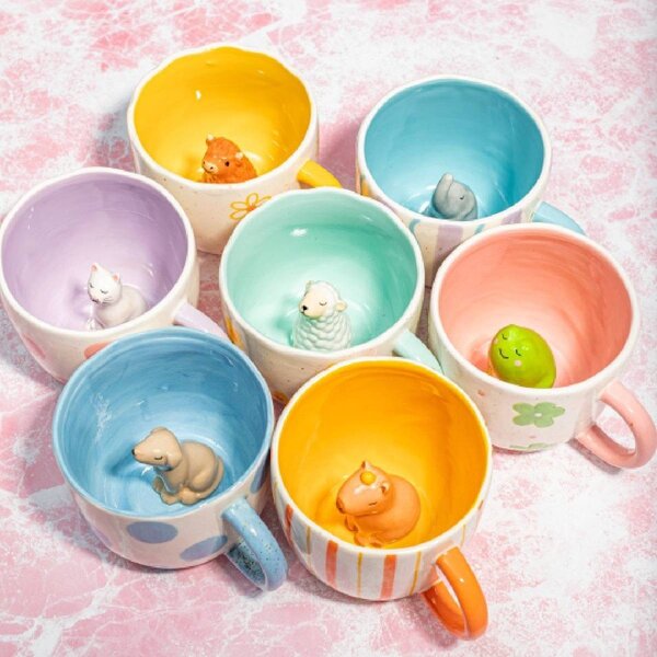 Tazza blu e color crema in porcellana 350 ml Surprise Sheep – Sass & Belle