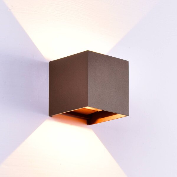 Mantra Iluminación Applique da esterni a LED Davos, dimmerabile, Marrone / Ruggine, Alluminio, Applique LED da esterni