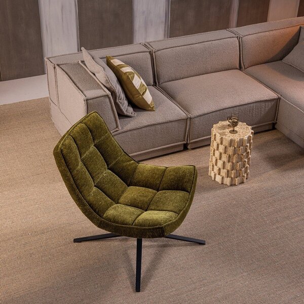 Poltrona verde girevole con rivestimento in ciniglia Maudi – WOOOD