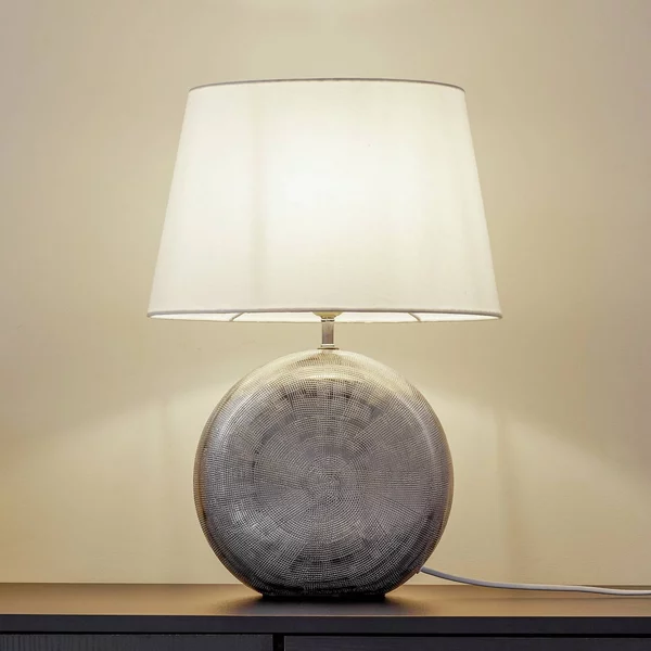 Lampada da tavolo Florentino Lindby, Bianco / Opale, Soggiorno / Sala da pranzo, Tessuto / Stoffa / Seta, Lampada da tavolo