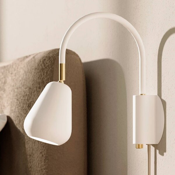 Nuura Aps Faretto Anoli, dimmerabile, Bianco / Opale, Soggiorno / Sala da pranzo, Metallo, Moderno, Applique