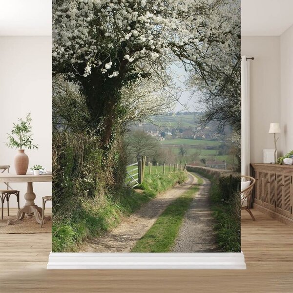 Carta da parati Strada del villaggio, albero in fiore, Carta da parati Floreale, u55071 : Uwalls.it
