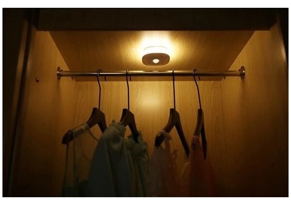 Retlux - Lampada di orientamento LED con sensore LED/0,45W/3xAAA 3000K bianco