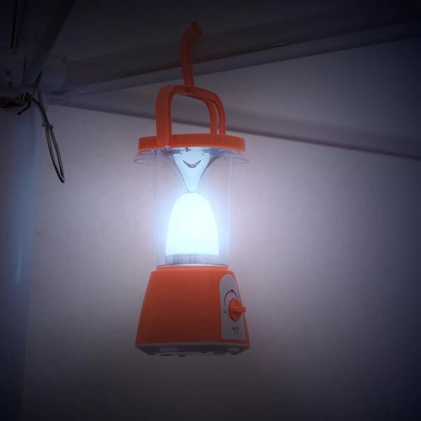 Lampada solare LED ricaricabile 710 lm 1600 mAh con powerbank 230V