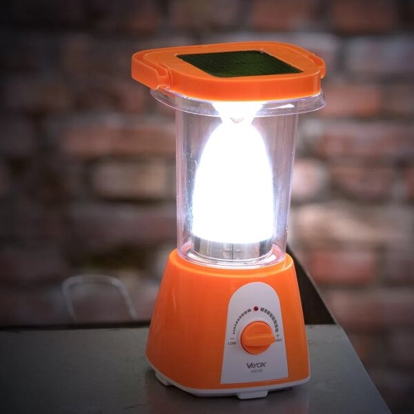 Lampada solare LED ricaricabile 710 lm 1600 mAh con powerbank 230V