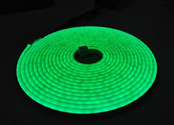Striscia LED flessibile NEON LED/10W/230V 5 m IP65 verde