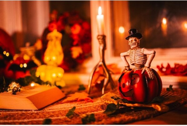 Retlux - LED Decorazione HALLOWEEN LED/2xLR44/bianco caldo scheletro in una zucca resina