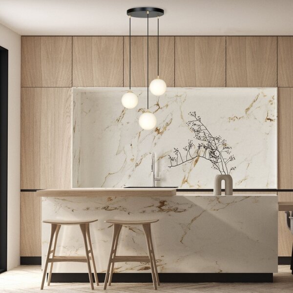Lampadario a sospensione con filo ROYAL 3xE14/10W/230V diametro 30 cm nero