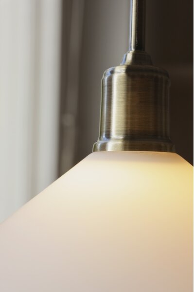 Markslöjd 108867 - Lampadario a sospensione con filo VELA 1xE27/40W/230V ottone/bianco