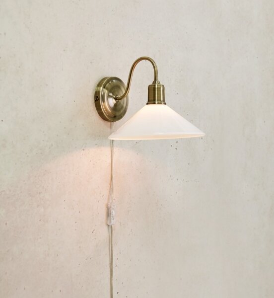 Markslöjd 108865 - Applique VELA 1xE27/40W/230V ottone/bianco