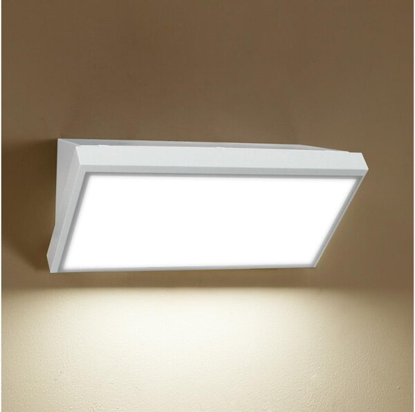 Brilagi - Applique a LED da esterno TRIANGLE LED/20W/230V bianco IP65