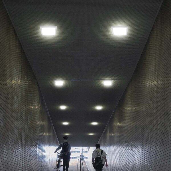 Plafoniera LED LED/6W/230V 4000K 12x12 cm bianco