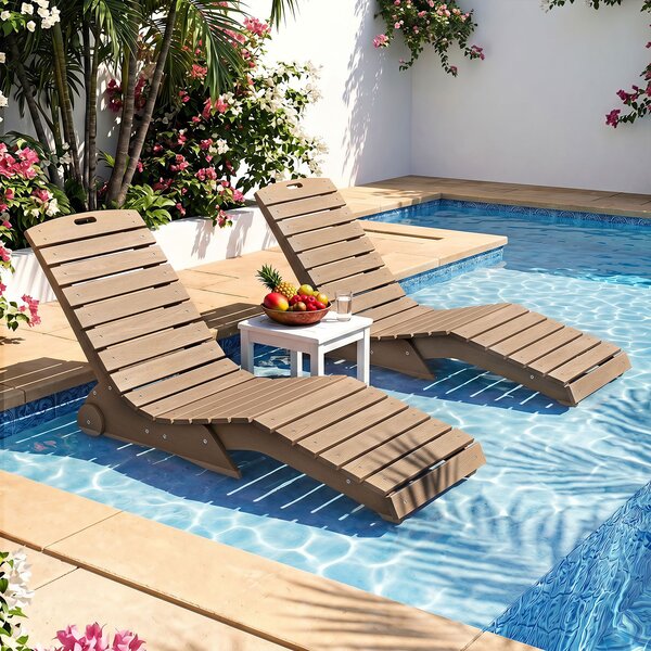 Costway Lettino prendisole da giardino con ruote impermeabile design ergonomico a curva a S, Lettino sdraio per spiaggia e piscina Marrone