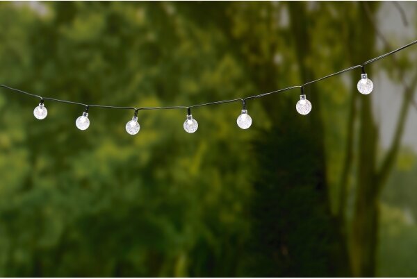 Grundig - Catena LED solare 50xLED/8 funzioni 6,9m bianco caldo