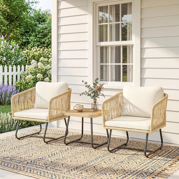 Outsunny Set da Giardino 3 Pezzi, Tavolo a Doghe in Legno, 2 Poltrone, Cuscini Spessi Lavabili, Struttura in Acciaio Zincato, Bianco Crema | Aosom Italy