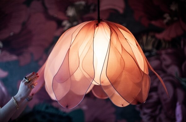 ByRydens 4202270-0500 - Lampadario a sospensione con filo LOU LOU 1xE27/5W/230V rosa