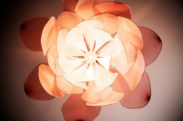 ByRydens 4202270-0500 - Lampadario a sospensione con filo LOU LOU 1xE27/5W/230V rosa