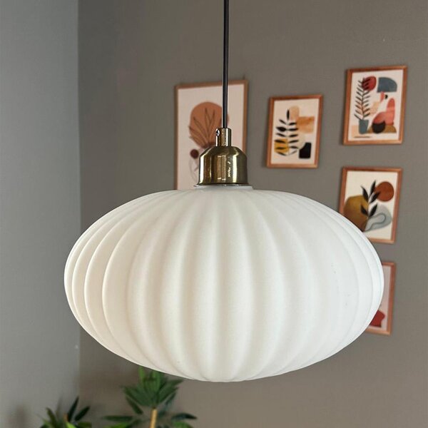 Lampadario in vetro bianco con pendente a forma di mezzo tulipano