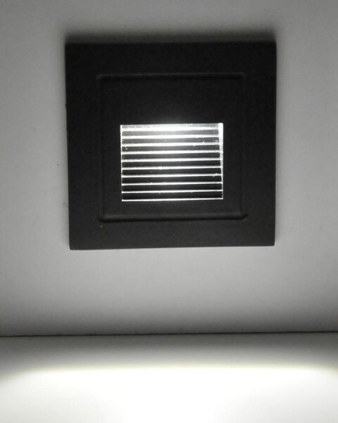 Illuminazione scale LED da esterno Q6 LED/3W/230V IP44