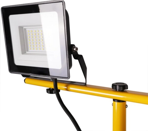 Proiettore LED con stativo 2xLED/30W/230V 6500K IP65 giallo
