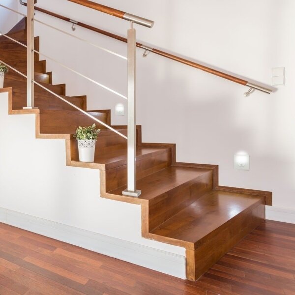 Lampada LED per scale con sensore movimento LED/3W/230V 4000K bianco