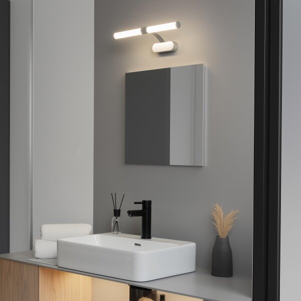 Brilagi - Lampada LED per specchio da bagno TUBEO, 6W/230V, 40 cm, IP44, argento