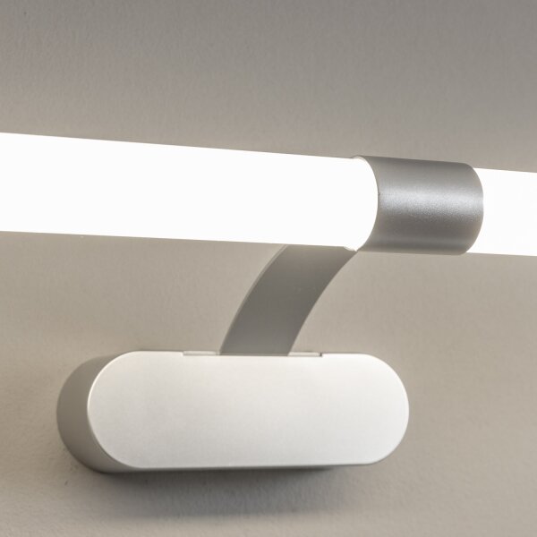Brilagi - Lampada LED per specchio da bagno TUBEO LED/8W/230V 60 cm IP44 argento