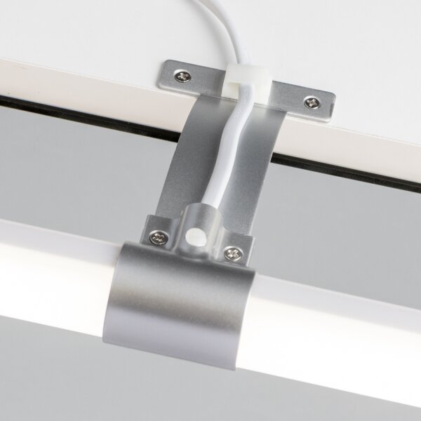 Brilagi - Lampada LED per specchio da bagno TUBEO LED/8W/230V 60 cm IP44 argento