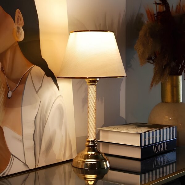 Lampada da tavolo AYD 1xE27/40W/230V beige/oro