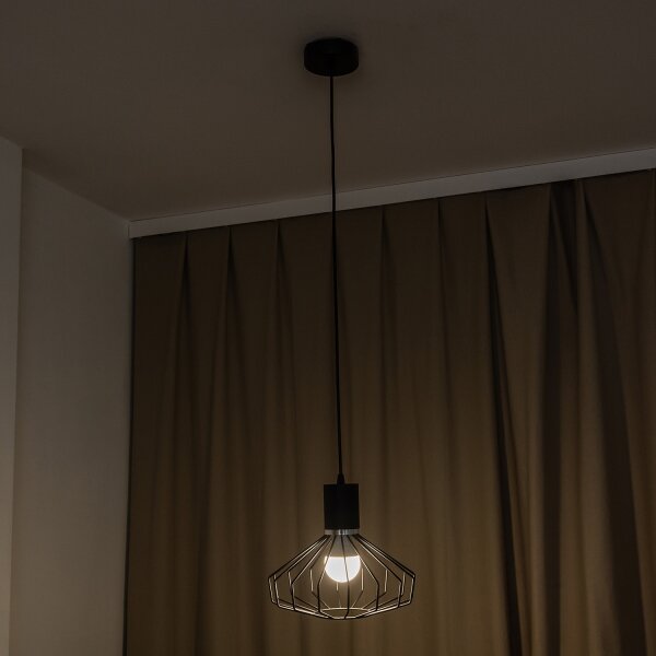 Lampadario sospeso con cavo SOLANO 1xE27/15W/230V nero/cromo lucido