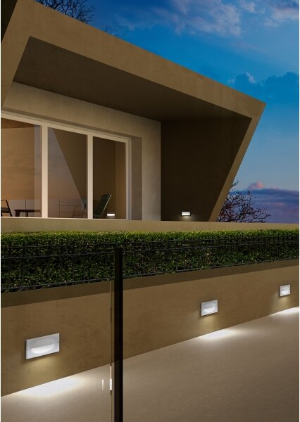 Redo 90009 - Lampada segnapasso da esterno TAMPA LED/11W/230V IP54 bianca